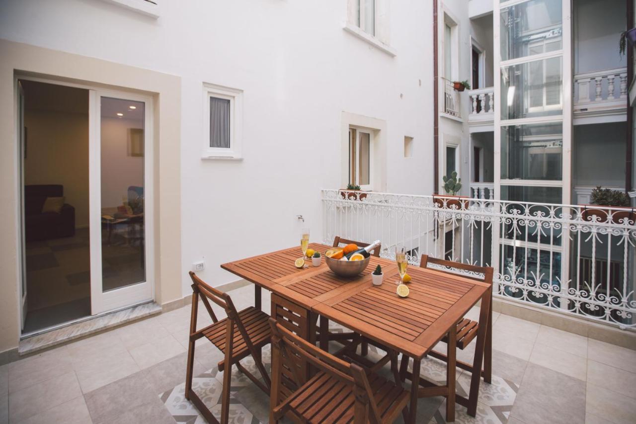 New Apartment With Patio シラクーサ エクステリア 写真